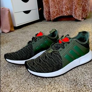 adidas army green tennis shoes